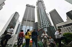 Singapore Retains Title as the World’s Most Expensive City, Tied with Zurich