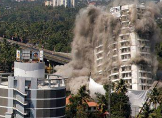 India Demolishes Illegal Skyscrapers in Record-Breaking Controlled Blast