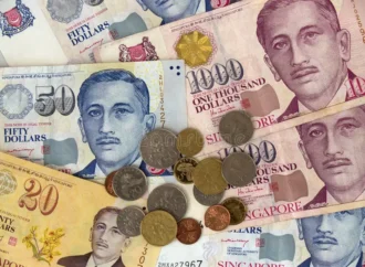 Singapore Dollar Soars to Near Decade High Amid Policy Shift