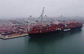 Singapore Port Congestion Highlights Global Impact of Red Sea Attacks