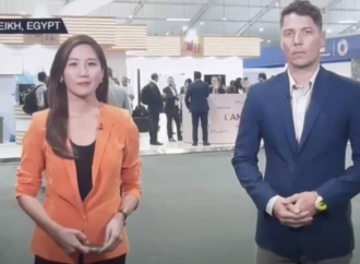 CNA Presenter Julie Yoo Faints On Air During Live Broadcast of COP27 Coverage