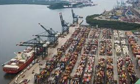 Singapore Sets New Records for Port Traffic and Container Handling in 2024